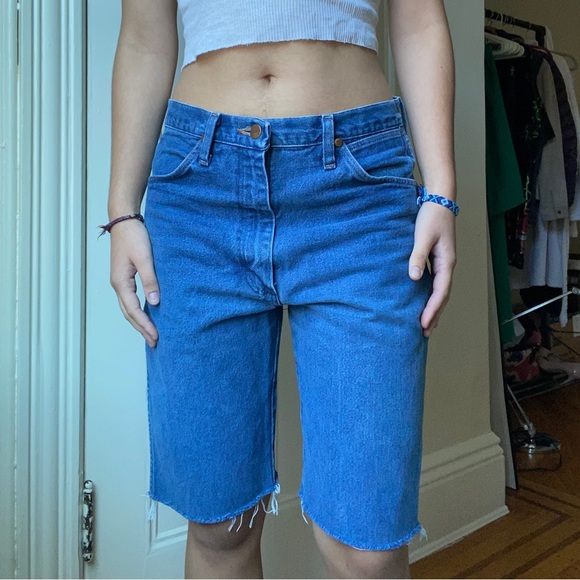 Wrangler Long Shorts - Picture 2 of 8